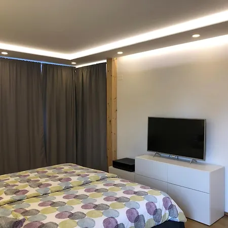 2 Modern Apartmán *