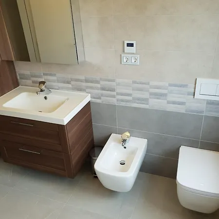 2 Modern Apartmán *